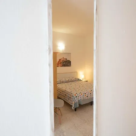 Hospes Guest House - Tropea بيت ضيافة