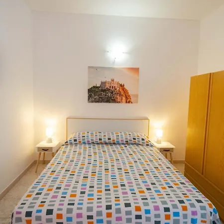 Hospes Guest House - Tropea Vendégház